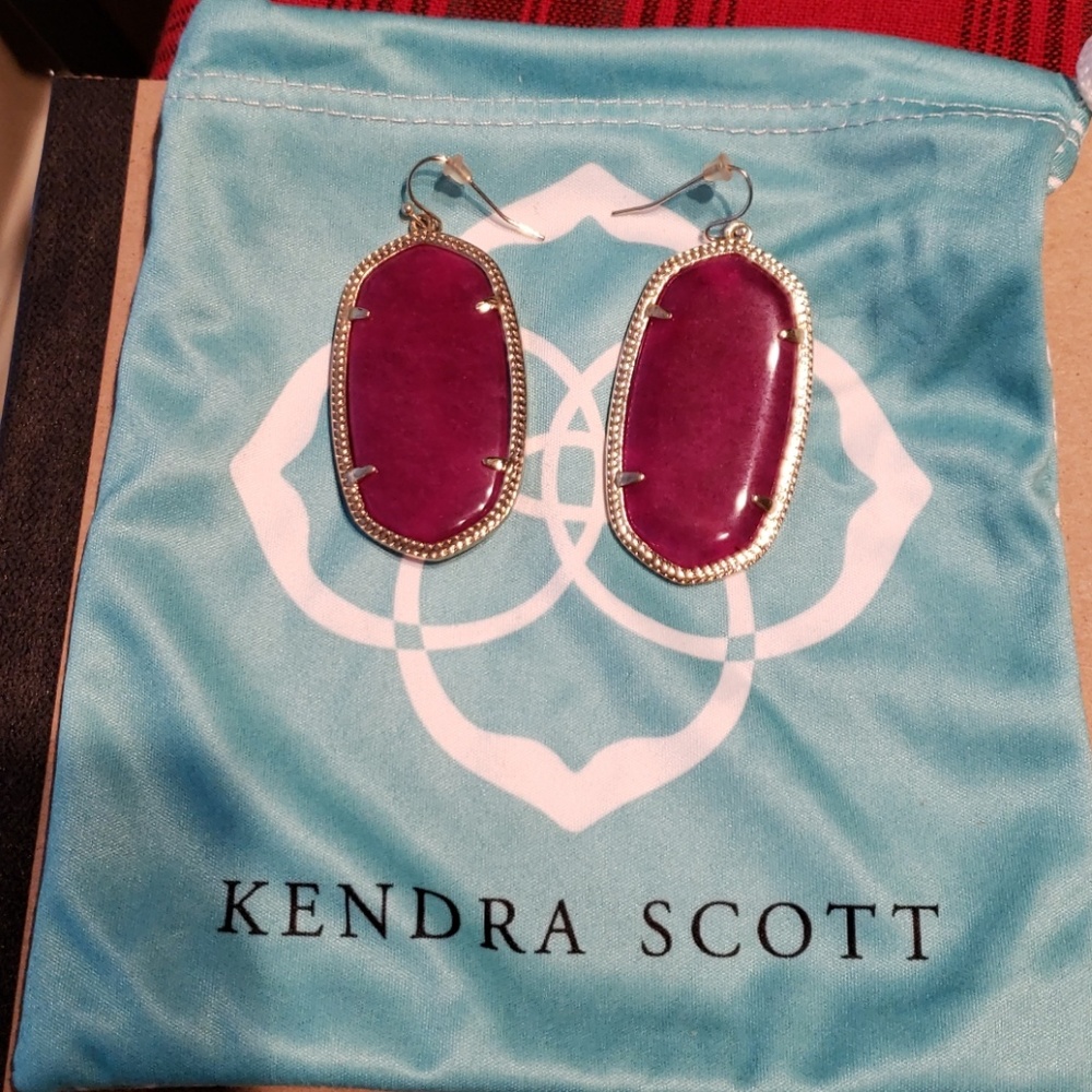 Kendra Scott Danielle earrings